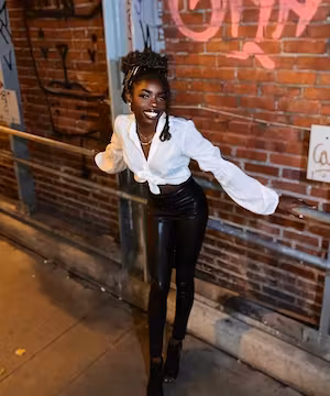 Custom Instagram post by @glxssy.jenn