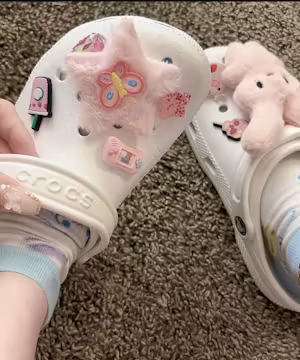 GlossTink: Elegance, Playfulness and Bold Fashion Unleashed