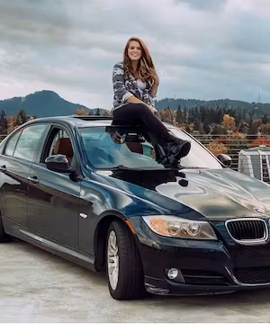 Julia Money: Creating Bright, Fun, and Engaging Content For Your Brand