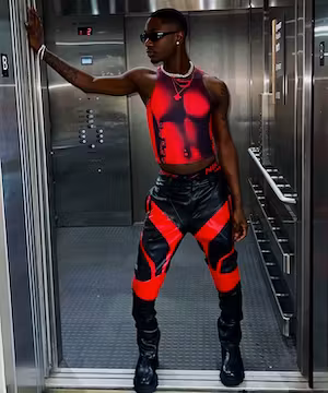 Fashion modeling by @taytay.galore