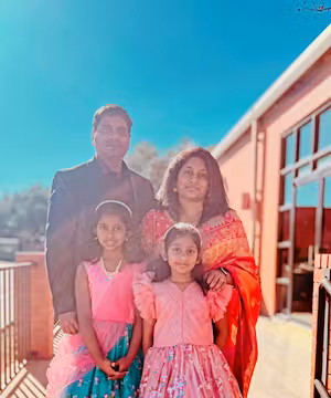 Sophie Rao: Spinning Tales of Motherhood, Faith & Gratitude!
