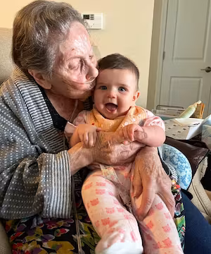 Roxanne Birnbaum: Stylish Chicago Mom Making a Difference.