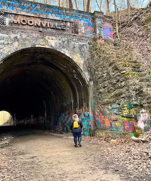 Discover the world with Tonya Prater - an inspiring traveler for affordable adventures!