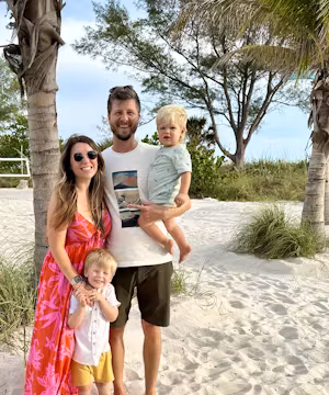 Meet Britt: Sunshine City Mama, Nurse Practitioner, and Influencer!