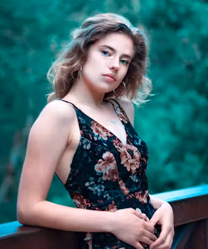 Meet Briona Schlueter: Professional Portrait and Lifestyle Photographer