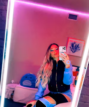 Meet Jessica Gauthier: TikTok's Rising Star and Influencer Extraordinaire!