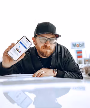 Sponsored Instagram Post from Tech and Photography Influencer