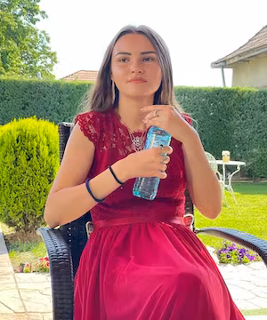 Sponsored Instagram post by @4_tina_1