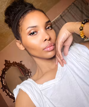 Freelance Modeling With Brands