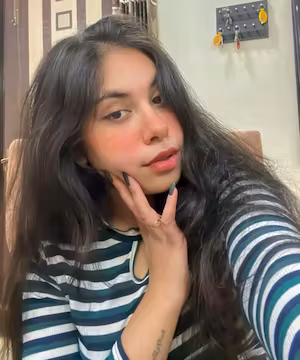 Adira: A Fashionista's Journey in Delhi