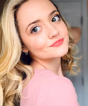 Unique TikTok from @thegaycinderella