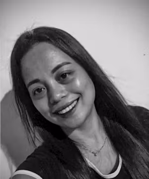 Meet Leah: a vibrant Twitter influencer