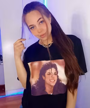 A model and a mom @Andreinapacheco_