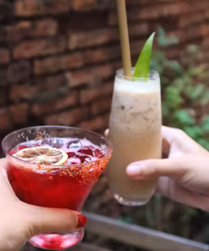 Yanibel Gil: Inspiring Wanderlust and Culinary Adventures from Puerto Rico