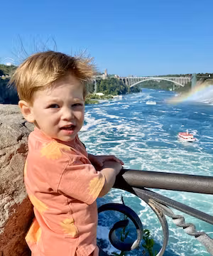 KaylaSquier: Empowering Family Travel Bliss & Restful Sleep