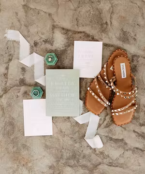 Emily Fuller - Photographer sharing her nontraditional family life & business behind the scenes