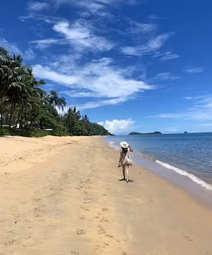 Unique Instagram post from @mizzdeereioustravels