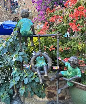 Feruza Jonzokova: Breathing Life into Products through Videography