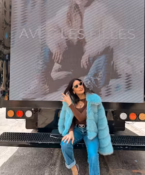 Lorena Levy: The Queen of Ageless Style and Bold Beauty