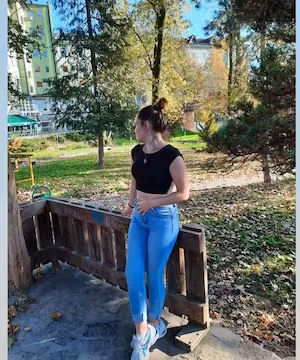 Sponsored Instagram post from @_adisaaa_17